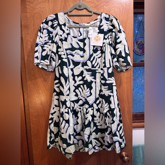 Marie Oliver Dresses & Skirts - Marie Oliver green and White Temma Linen Dress